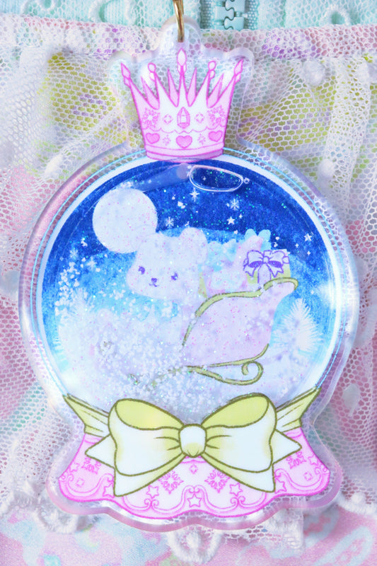 Special Little Snowglobe Bear Necklace